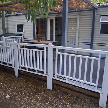 Parque de Campismo Les Acacias *